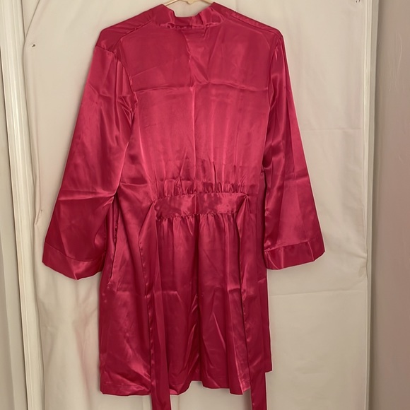 Morgan Taylor Intimates Hot Pink Short Robe Size S - Picture 3 of 6